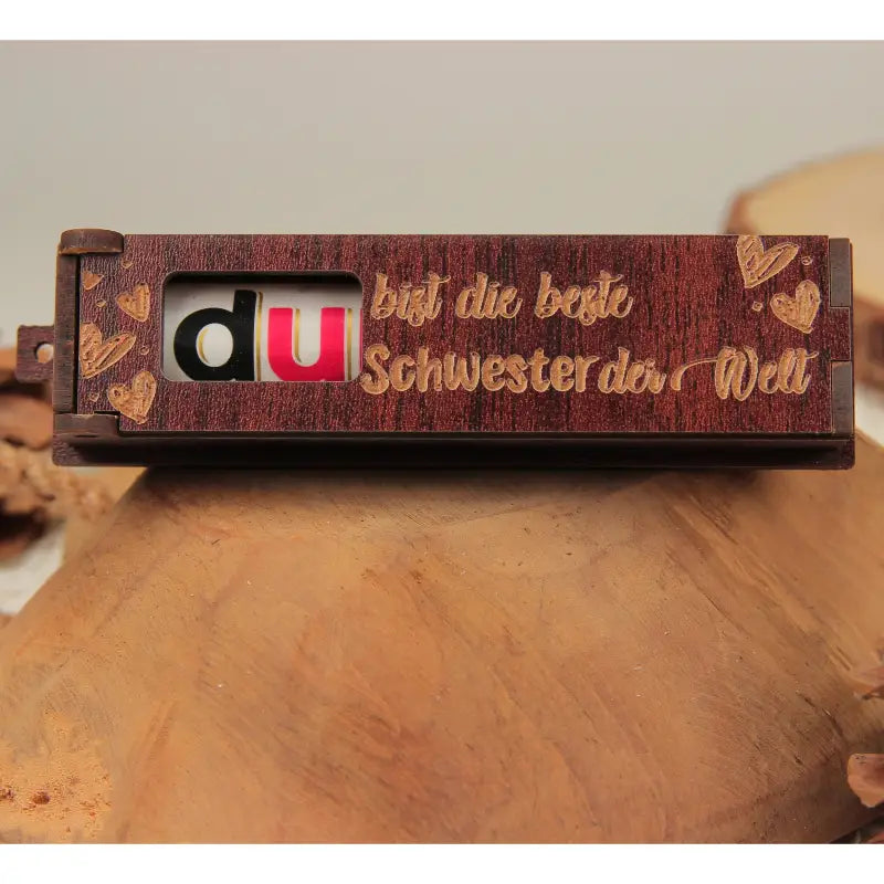 Engraved wooden box with DU visible for Gravierte Holzbox as a gift box