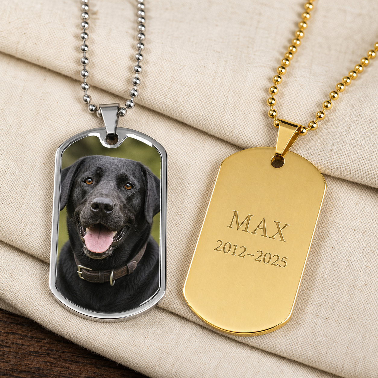 Dog-Tag-Fotokette mit Foto vorne und zweizeiliger Textgravur hinten