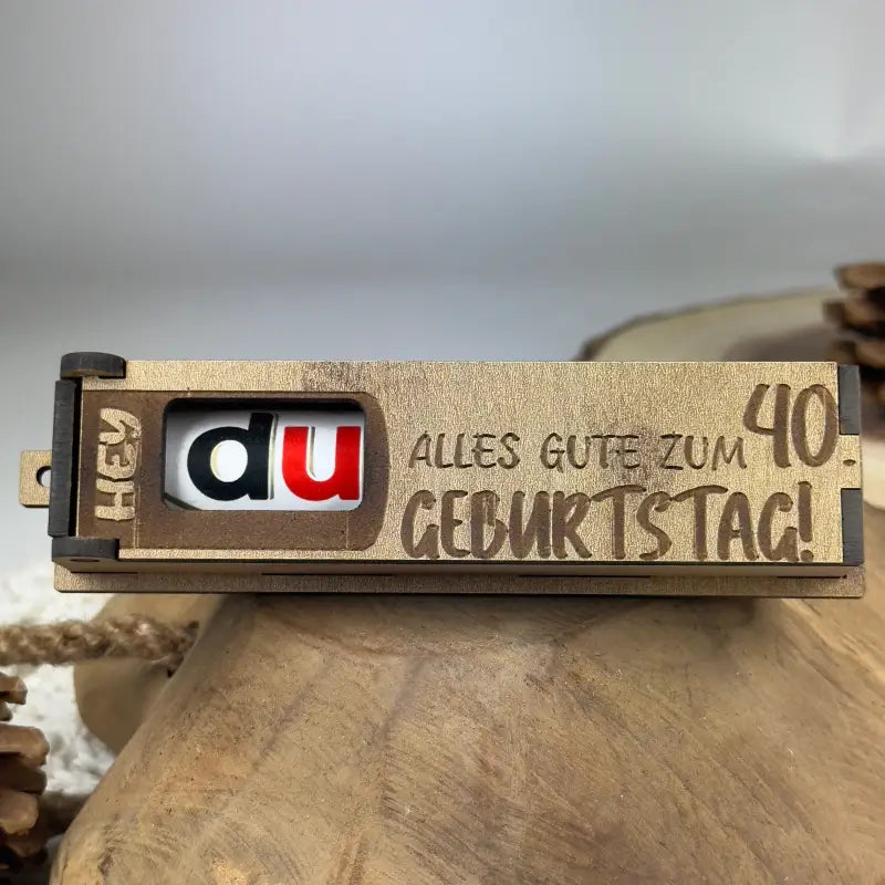 Hellbraune Holzbox mit Duplo, perfekte Geburtstags-Geschenkbox aus Holz