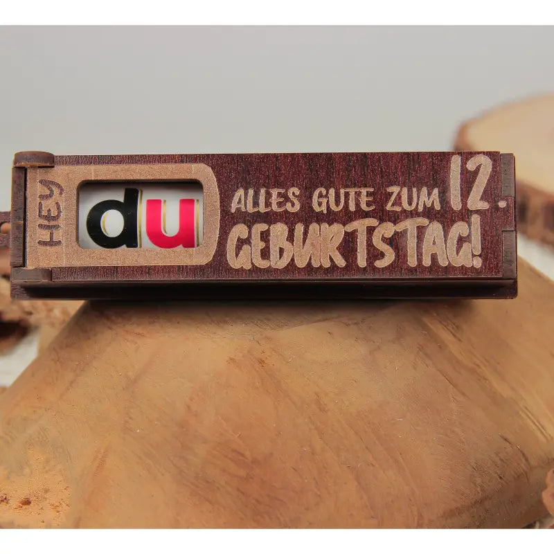 Holz Geburtstag Geschenkbox Dunkelbraun mit drehbaren Buchstaben für Geburtstag