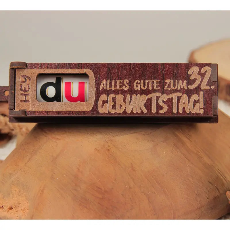 Holz Geburtstag Geschenkbox dunkelbraun mit drehbaren Buchstaben für Geburtstagsgrüße