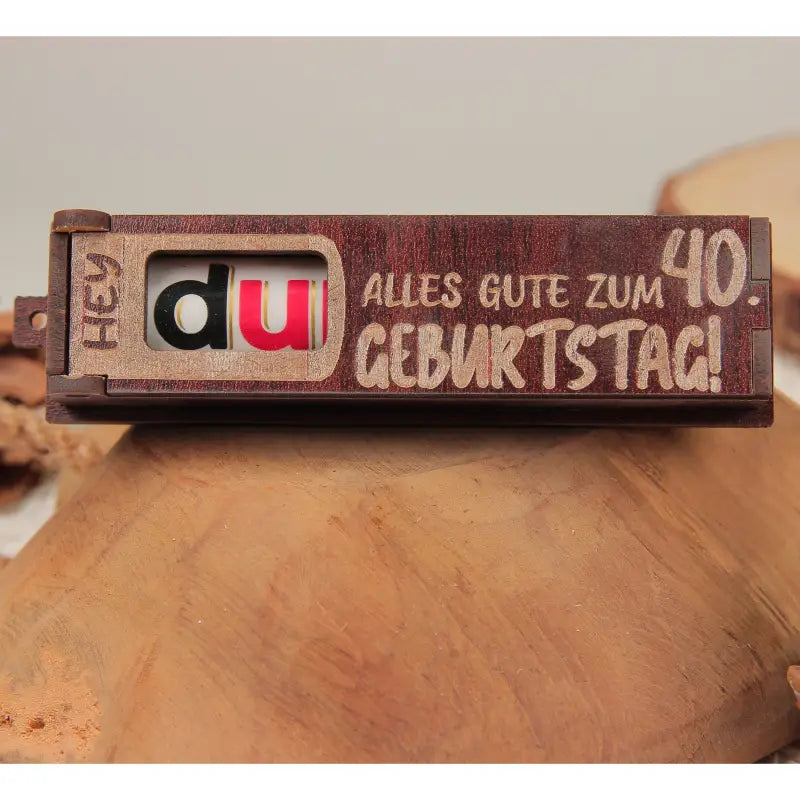 Holz Geburtstag Geschenkbox dunkelbraun mit drehbaren Buchstaben für den besonderen Tag