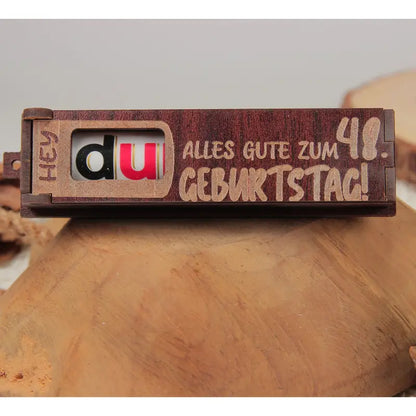 Holz Geburtstag Geschenkbox Dunkelbraun mit drehbaren Buchstaben für Geburtstagsgrüße