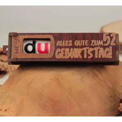 Holz Geburtstag Geschenkbox in Dunkelbraun mit drehbaren Buchstaben for personalisierte Botschaft