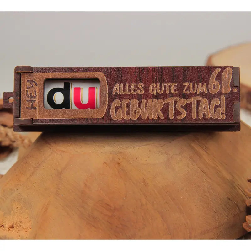 Holz Geschenkbox Dunkelbraun mit drehbaren Buchstaben zum Geburtstag