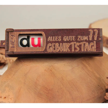 Holz Geburtstag Geschenkbox dunkelbraun mit drehbaren Buchstaben