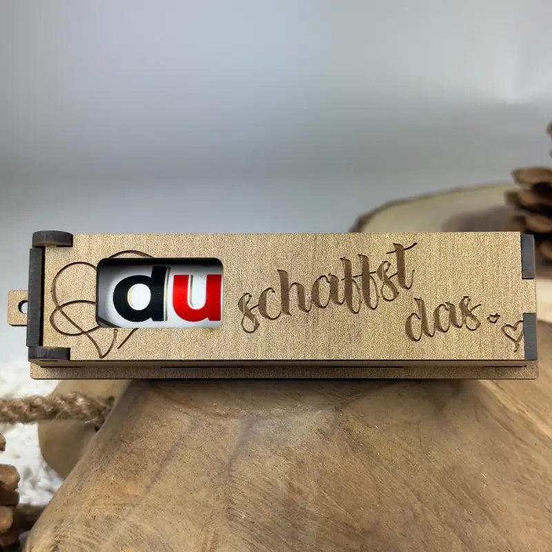 Holzkiste Geschenkbox mit du schaffst das Inscription, gold wert, perfekt für Geschenk