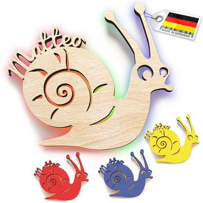 Holzschnecke Nachttischlampe mit personalisiertem Namen für Kinderzimmer