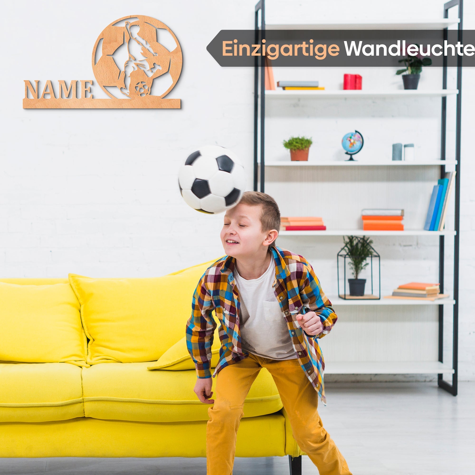 Holzschild mit Holzschnitzerei Fußballspieler Silhouette als led wandleuchte dekor