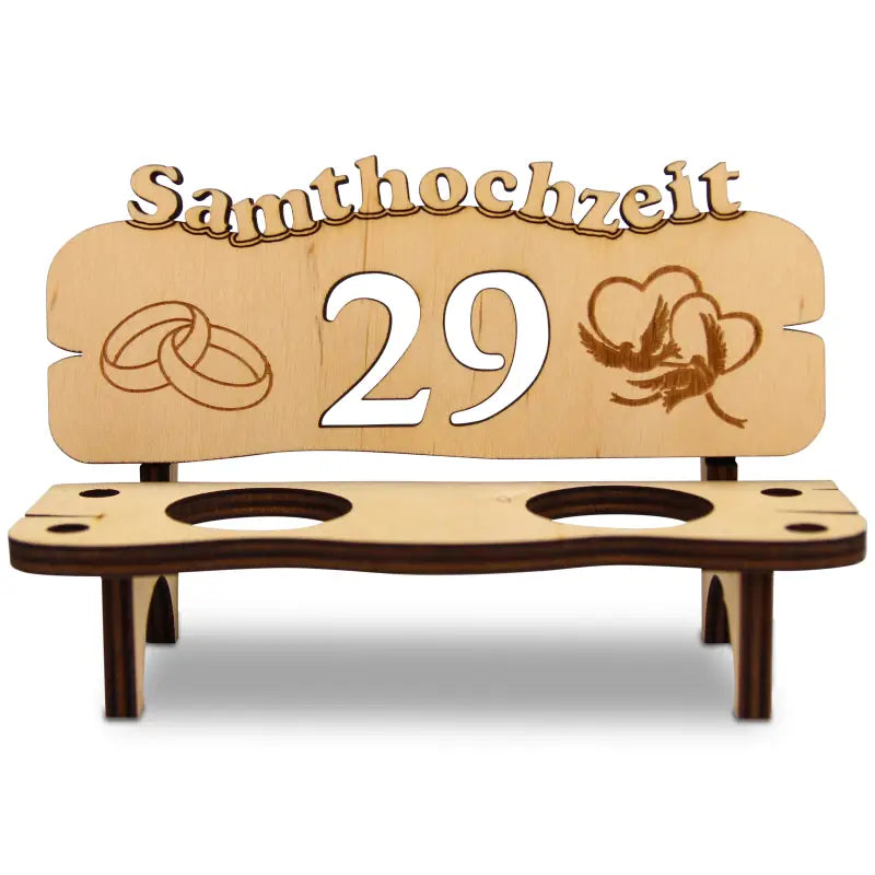 Gedrechselte Schnapsbank aus Holz mit Gravur, ideales Geschenk zur Hochzeit oder Jubiläum