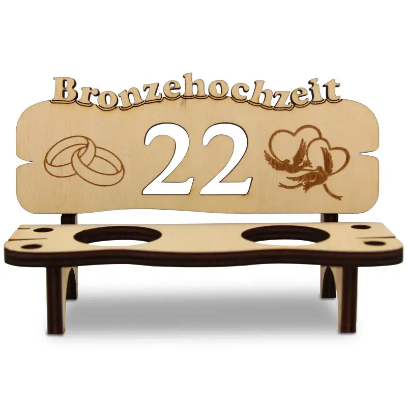 Holz-Schnapsbank mit Gravur als Geschenk zur Hochzeit oder Jubiläum